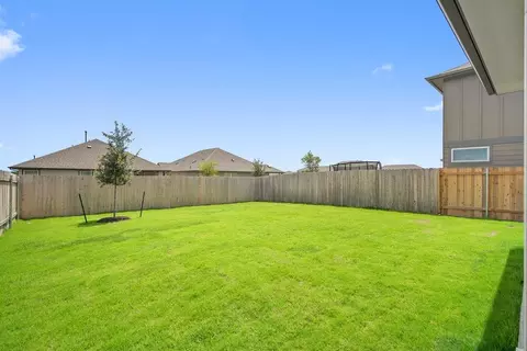Exterior - 6570 Marsh Ln, Buda, TX 78610 photo 6 of 8