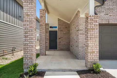 Exterior - 6570 Marsh Ln, Buda, TX 78610 photo 4 of 8