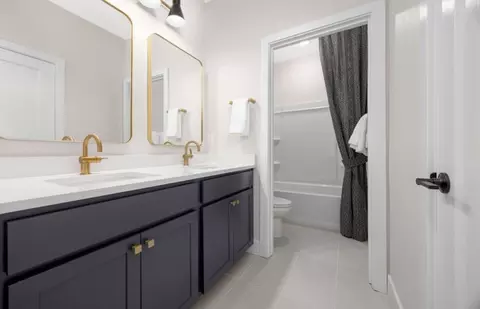 Bath - 1165 Rouba St, Lincoln, CA 95648 photo 2 of 3