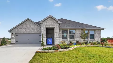 1326 Canterbury Trl, Desoto, TX 75115