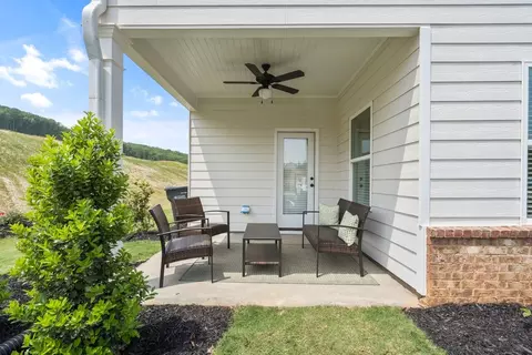 Exterior - 8757 Meadowvale Ct, Ooltewah, TN 37363 photo 5 of 9