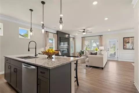 Kitchen - 8757 Meadowvale Ct, Ooltewah, TN 37363 photo 2 of 6