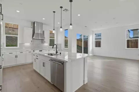 Kitchen - 1901 Michael Ave, Dublin, CA 94568 photo 2 of 13