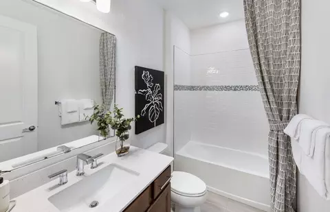 Bath - 10000 SW Legacy Dr, Stuart, FL 34997 photo 3 of 3