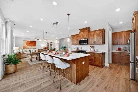 Kitchen - 3932 Switchgrass Rd, Placer One, CA 95747 photo 6 of 26