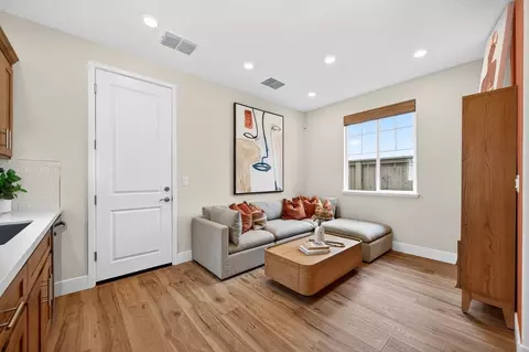 Entry Way - 3932 Switchgrass Rd, Placer One, CA 95747 photo 13 of 16