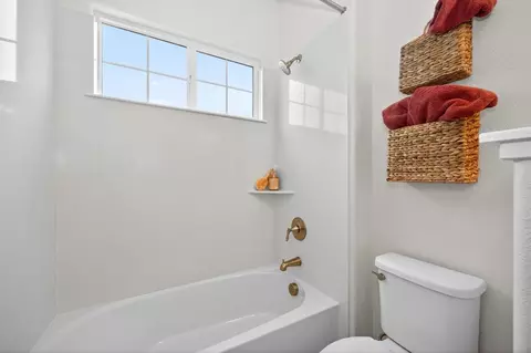Bath - 3932 Switchgrass Rd, Placer One, CA 95747 photo 16 of 21