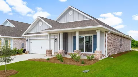 61 Gray Owl Dr E, Freeport, FL 32439