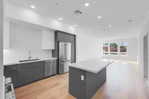 Kitchen - 3664 Mt Diablo Blvd #E215, Lafayette, CA 94549 photo 3 of 9