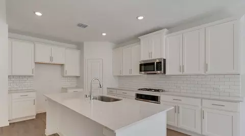 Kitchen - 1833 Welsh Rd, Celina, TX 75009 photo 2 of 2