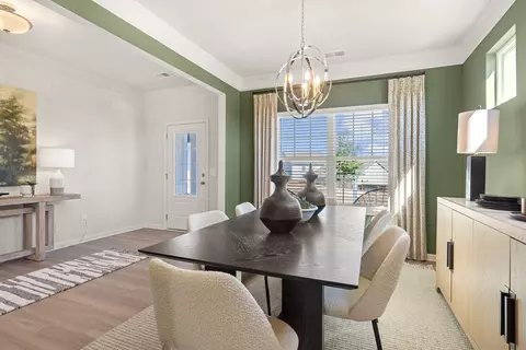 Dining - 21 Patriot Pl, Smithfield, NC 27577 photo 1 of 3