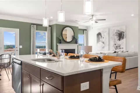 Kitchen - 21 Patriot Pl, Smithfield, NC 27577 photo 3 of 5