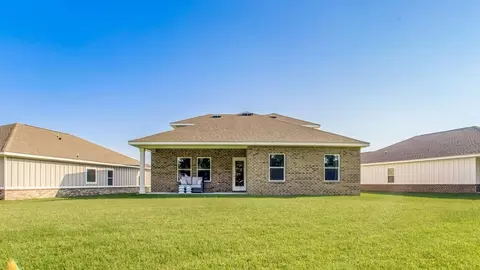 Exterior - 5703 Clarity St, Milton, FL 32570 photo 11 of 13