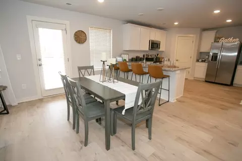 Dining - 94 Jacoby Dr, Fairburn, GA 30213 photo 2 of 3