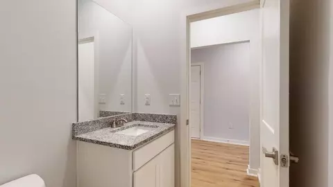 Bath - 94 Jacoby Dr, Fairburn, GA 30213 photo 2 of 17