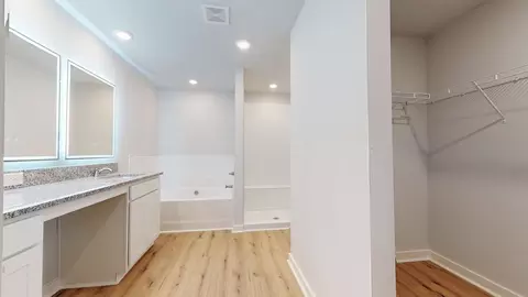 Bath - 94 Jacoby Dr, Fairburn, GA 30213 photo 3 of 17