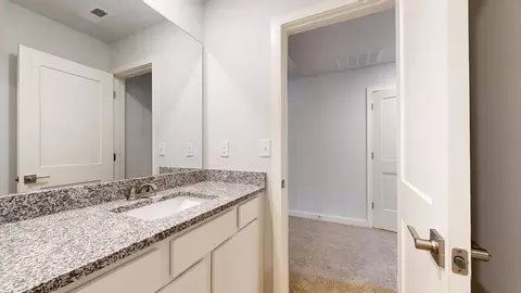 Bath - 94 Jacoby Dr, Fairburn, GA 30213 photo 9 of 17
