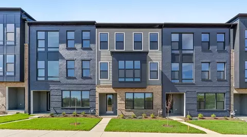 115 Summit Point Blvd UNIT 18-J, Bowie, MD 20716
