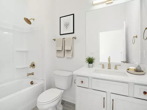 Bath - 122 Bess Blvd # B, Spring Hill, TN 37174 photo 3 of 4
