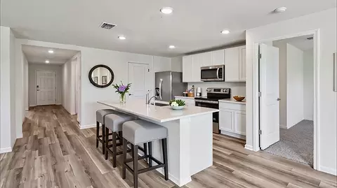 Kitchen - 8717 SW 46th Ter, Ocala, FL 34476 photo 1 of 7