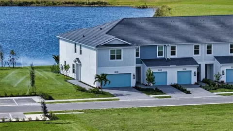 4056 Skysail Dr, Naples, FL 34120