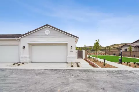 1519 Gavilan Rdg, Rancho Mission Viejo, CA 92694
