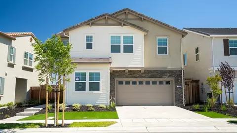 1250 N Robiolo Ln, Mountain House, CA 95391