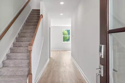 Entry Way - 208 E Millbrook Dr, Spring Hill, TN 37174 photo 7 of 7