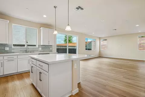 3958 Aura Way, Rancho Cordova, CA 95742