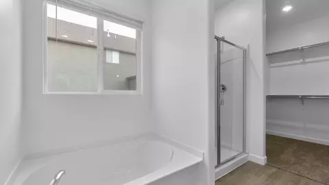 Bath - 718 N 1600 E, Salem, UT 84653 photo 2 of 7