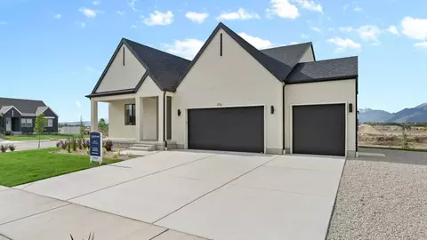 Exterior - 718 N 1600 E, Salem, UT 84653 photo 3 of 19