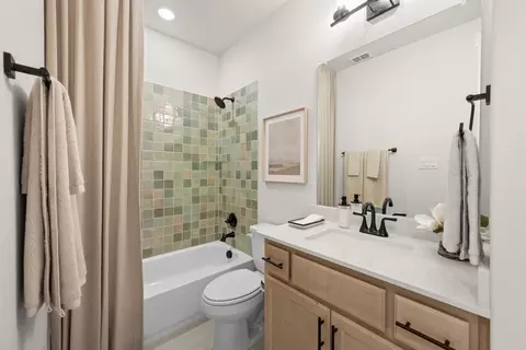 Bath - 1101 Trinity Rail Rd, Anna, TX 75409 photo 6 of 13