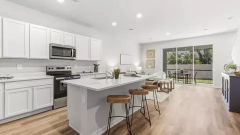 4101 Gold Dust Ln, Sarasota, FL 34243