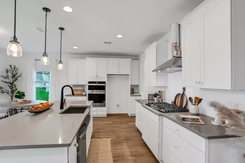Kitchen - 182 Brook Forest Dr, Saint Augustine, FL 32092 photo 3 of 15