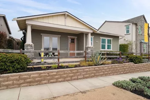 610 Santa Lucia Way, Marina, CA 93933