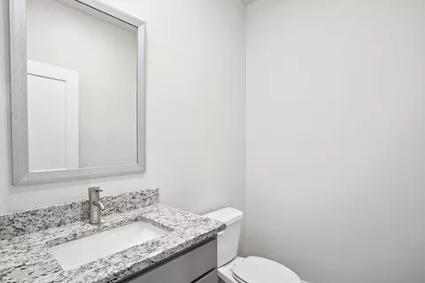 Bath - 300 Hudson Ct, Jackson, GA 30233 photo 1 of 5