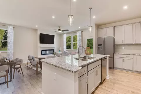Kitchen - 890 Vinewood St, Sumter, SC 29154 photo 2 of 3
