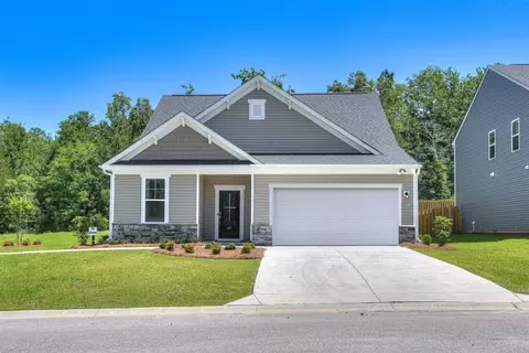 Exterior - 890 Vinewood St, Sumter, SC 29154 photo 6 of 9