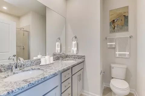 Bath - 890 Vinewood St, Sumter, SC 29154 photo 2 of 2