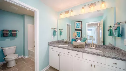 Bath - 4033 Samaritan Ln, Denver, NC 28037 photo 4 of 12