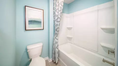 Bath - 4033 Samaritan Ln, Denver, NC 28037 photo 7 of 12