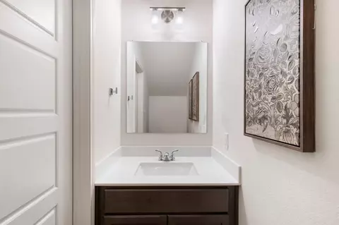Bath - 1908 Eliel Ln, Waco, TX 76708 photo 6 of 6