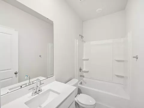 Bath - 1506 Harper Landing Blvd, Stanley, NC 28164 photo 2 of 5