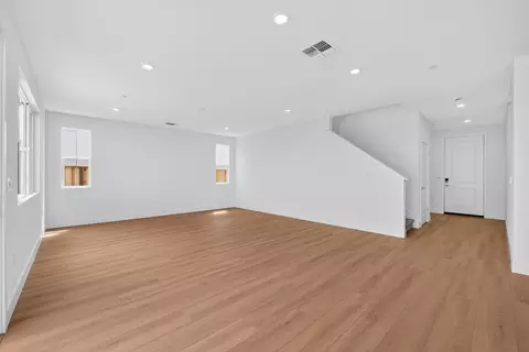 Living - 2873 Dapper St, Tracy, CA 95377 photo 1 of 3