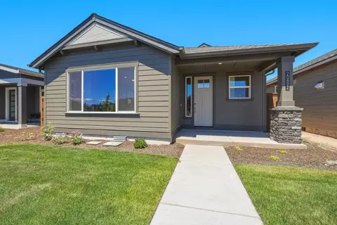 20892 SE Caldera Dr, Bend, OR 97702