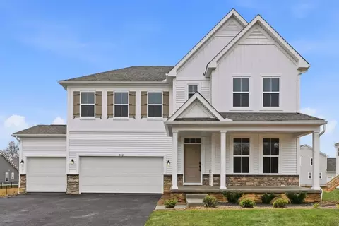 Exterior - 106 Ruby Rd, Pataskala, OH 43062 photo 8 of 11