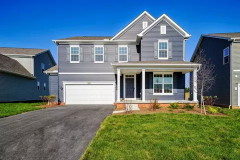 Exterior - 106 Ruby Rd, Pataskala, OH 43062 photo 7 of 11