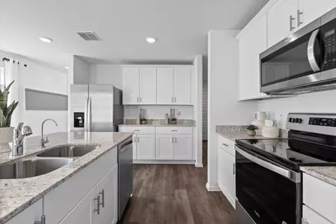 Kitchen - 932 Cherrystone Loop, Buda, TX 78610 photo 1 of 2