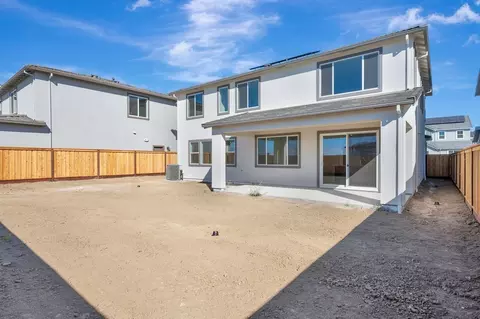 Exterior - 2558 Lavender Pl, Fairfield, CA 94533 photo 5 of 14