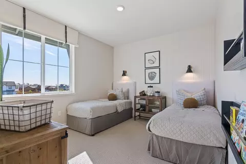 Bedroom - 2558 Lavender Pl, Fairfield, CA 94533 photo 9 of 13